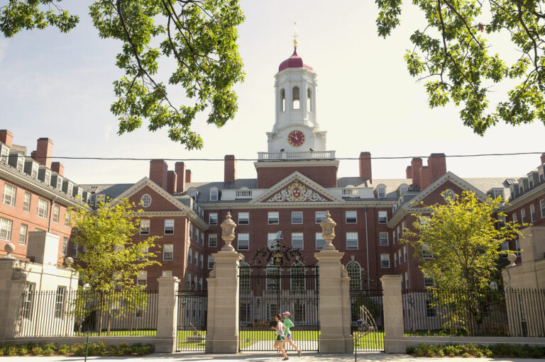 IE University joins the Harvard Summer School International Partnership Program