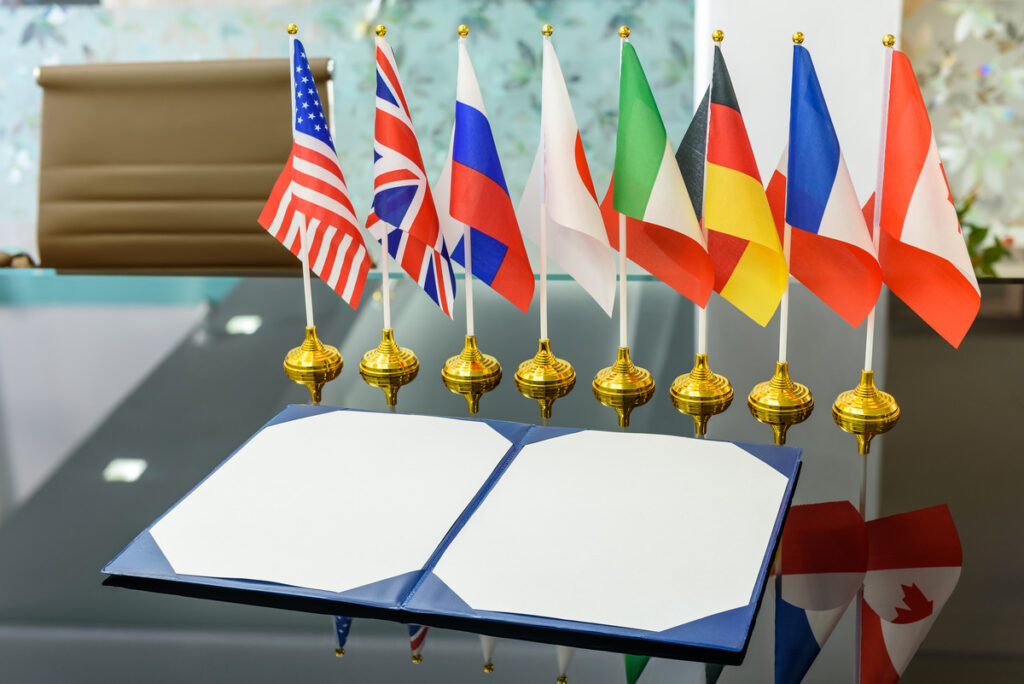 What is the G20 summit? G8 Nations' flags